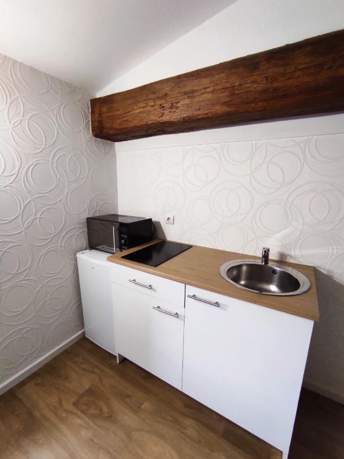 Appartement Oingt - Les Meubles Des Pierres Dorees Theize Kültér fotó